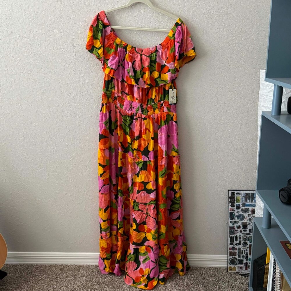 Floral Off-Shoulder Maxi Dress in Pink & Orange - Picture 4 of 6